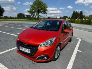 Peugeot 208 I (2012-2019) 1.2 PureTech Allure S&S 2015