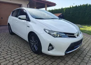Toyota Auris II (2012-) 2015