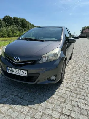 Toyota Yaris III (2011-2019) 1.33 Dynamic 2011