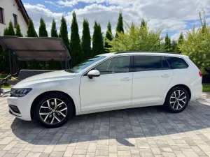 Volkswagen Passat B8 (2014-2023) 2.0 TSI Business DSG 2022