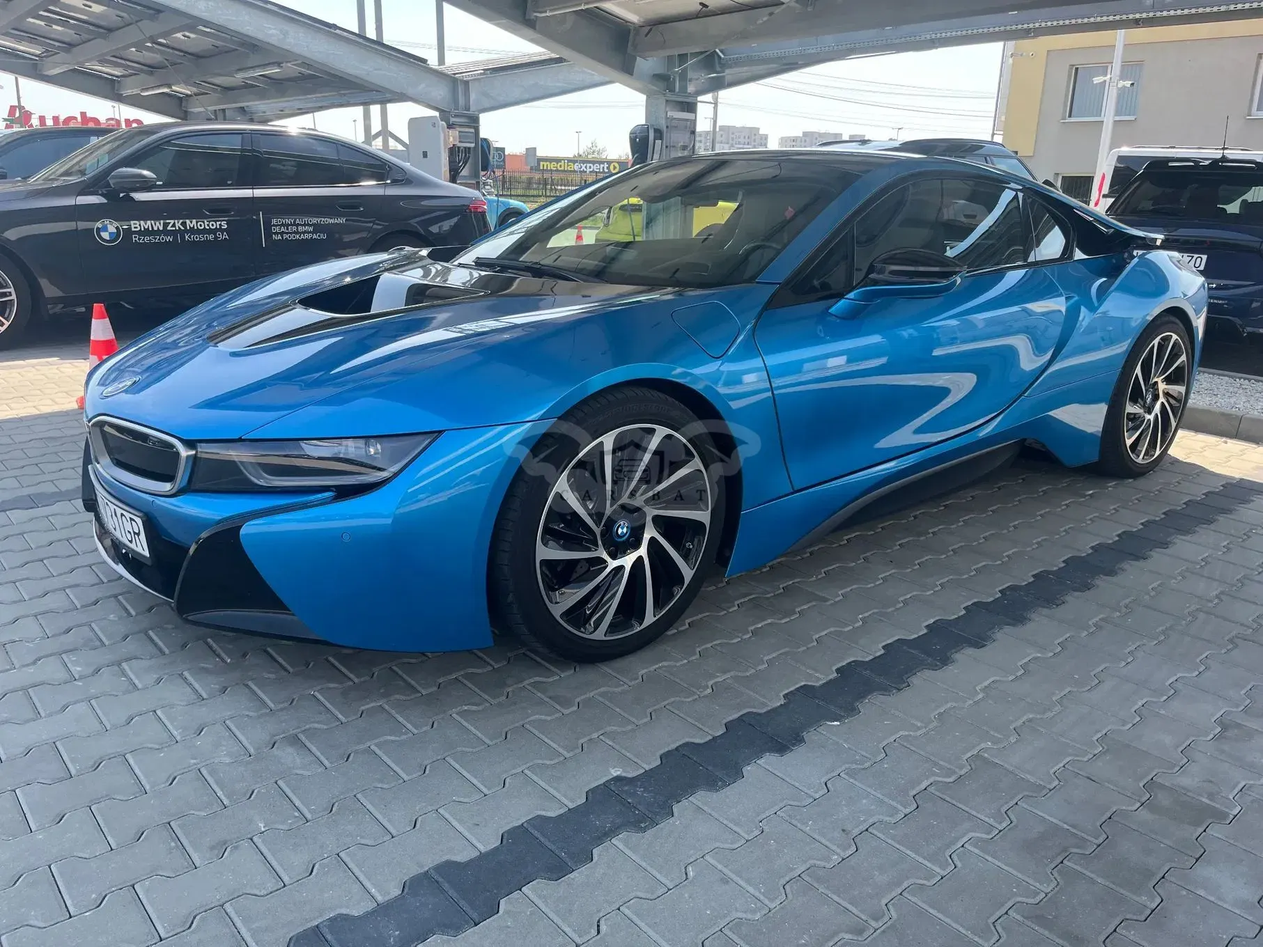 BMW i8 2016