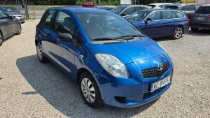 Toyota Yaris II (2005-2011) 1.0 Luna A/C 2006