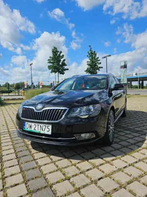 Skoda Superb II (2008-2018) 2.0 TDI L&K DSG 2014