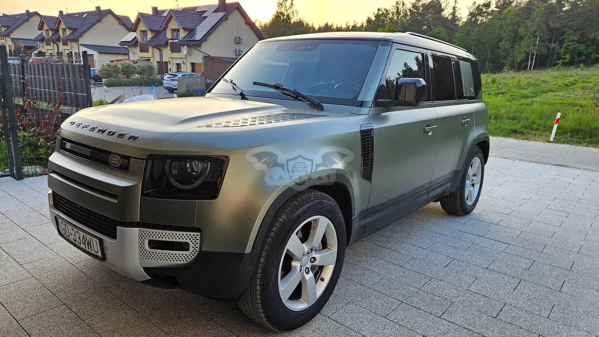 Land Rover Defender 2020