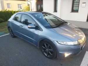 Honda Civic VIII (2006-2011) 2.2i-CTDi DPF Executive 2006