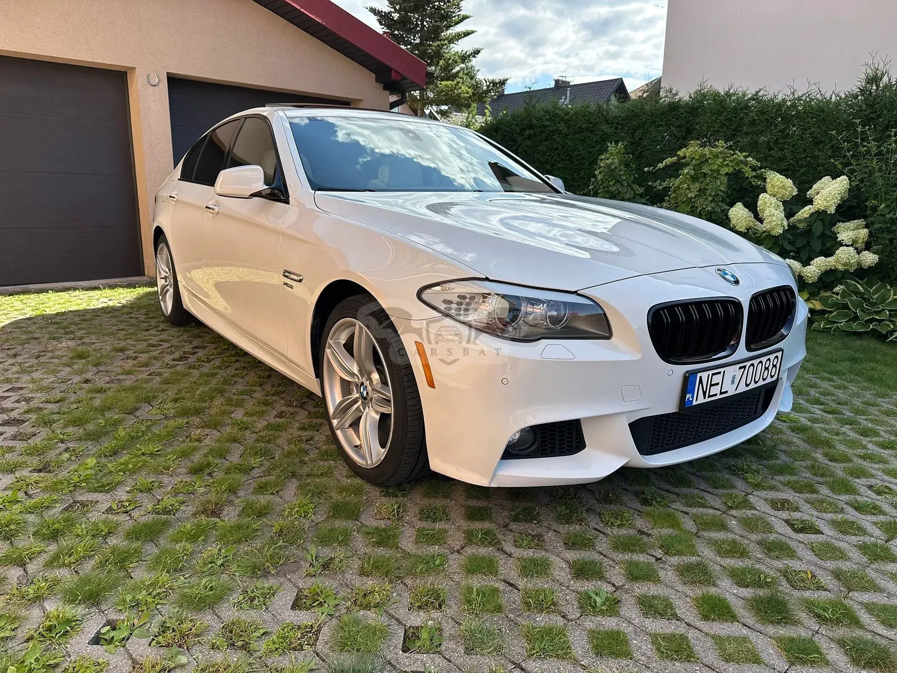 BMW 5 Series F10/F11 (2009-2017) 550i xDrive Sport-Aut 2011
