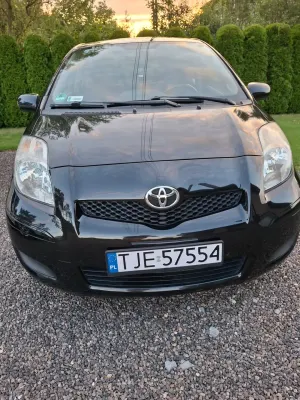 Toyota Yaris II (2005-2011) 1.33 Luna 2009