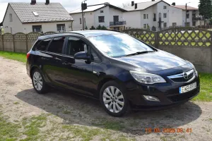 Opel Astra J (2009-2019) 1.4 T Cosmo 2011