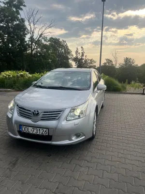 Toyota Avensis III (2009-) 2.2 D-CAT Prestige 2011