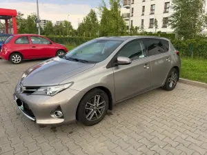 Toyota Auris II (2012-) 1.6 Premium Comfort 2014