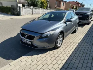 Volvo V40 II (2012-) D2 Drive-E SCR Momentum 2016