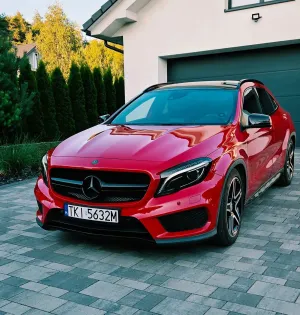 Mercedes-Benz GLA 250 4-Matic 2015