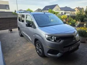 Toyota Proace City Long 1.2 D-4T Family 2022