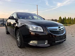 Opel Insignia A (2008-2017) 2.0 T SportsTourer 4x4 ecoFLEX Start/Stop Innovation 2012