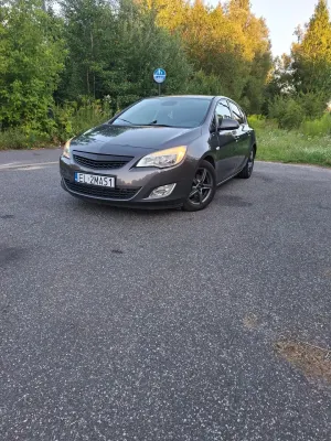 Opel Astra J (2009-2019) 1.4 T Cosmo 2012