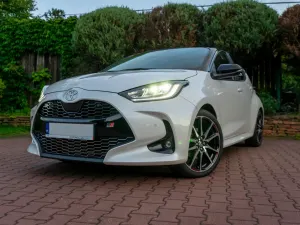 Toyota Yaris IV (2020-) Hybrid 1.5 GR Sport 2025