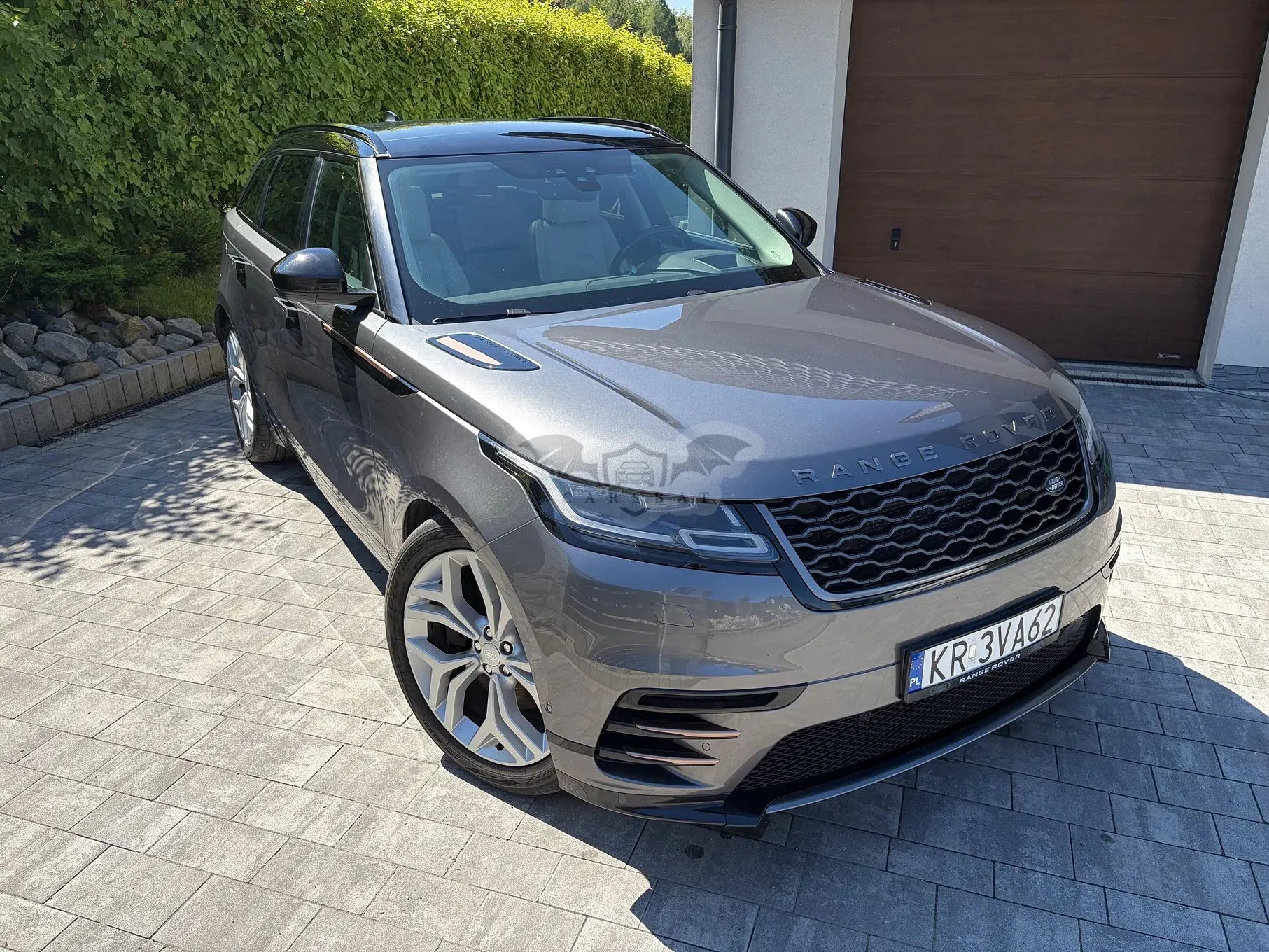 Land Rover Range Rover Velar 2.0 Si4 GPF R-Dynamic HSE 2017