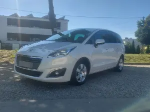 Peugeot 5008 I (2009-2017) 1.6 BlueHDi Style 7os 2016