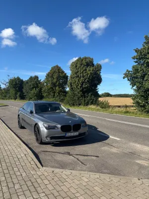 BMW 7 Series F01 (2008-2015) 2009