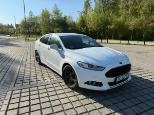Ford Mondeo Mk5 (2014-) 2.0 TDCi Titanium 2015