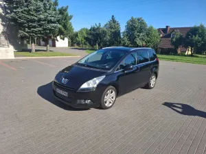 Peugeot 5008 I (2009-2017) 1.6 HDi Premium 2011