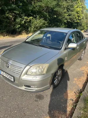 Toyota Avensis II (2003-2009) 2.0 D-4D Sol 2004