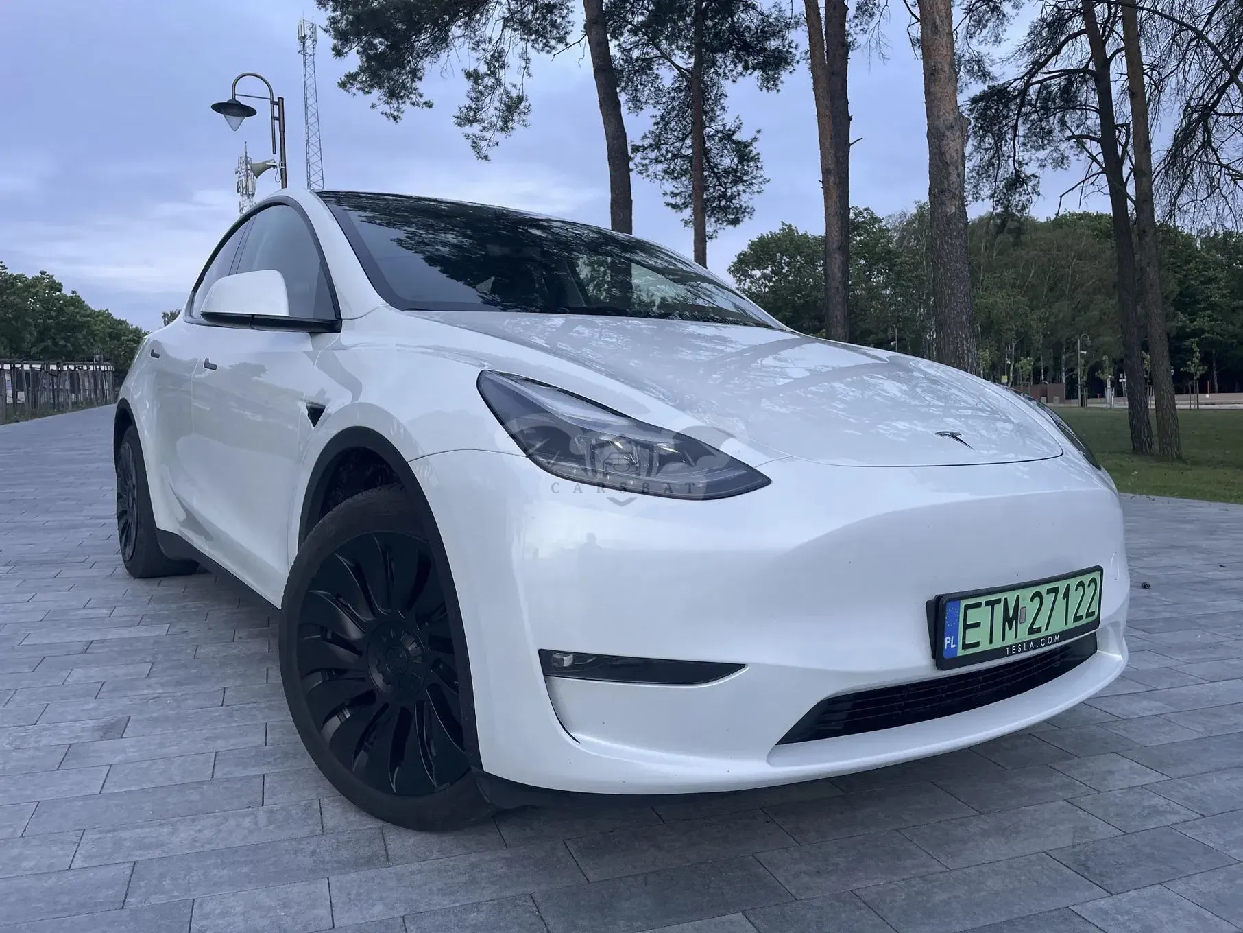 Tesla Model y 2023