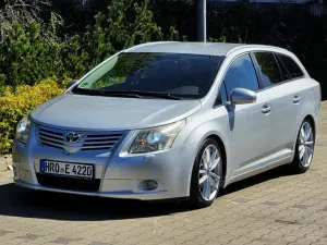 Toyota Avensis III (2009-) 2.0 Sol NAVI MS 2009