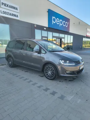 Volkswagen Sharan II (2010-) 2.0 TDI Trendline DSG 2012