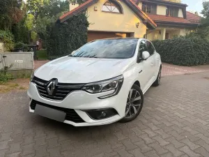 Renault Megane IV (2016-) 1.2 Energy TCe Bose 2017