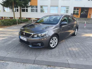 Peugeot 308 T9 (2014-2021) 1.2 PureTech Allure S&S 2018