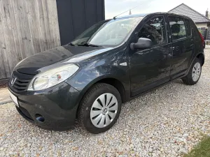 Dacia Sandero I (2008-2012) 1.2 16V 2011