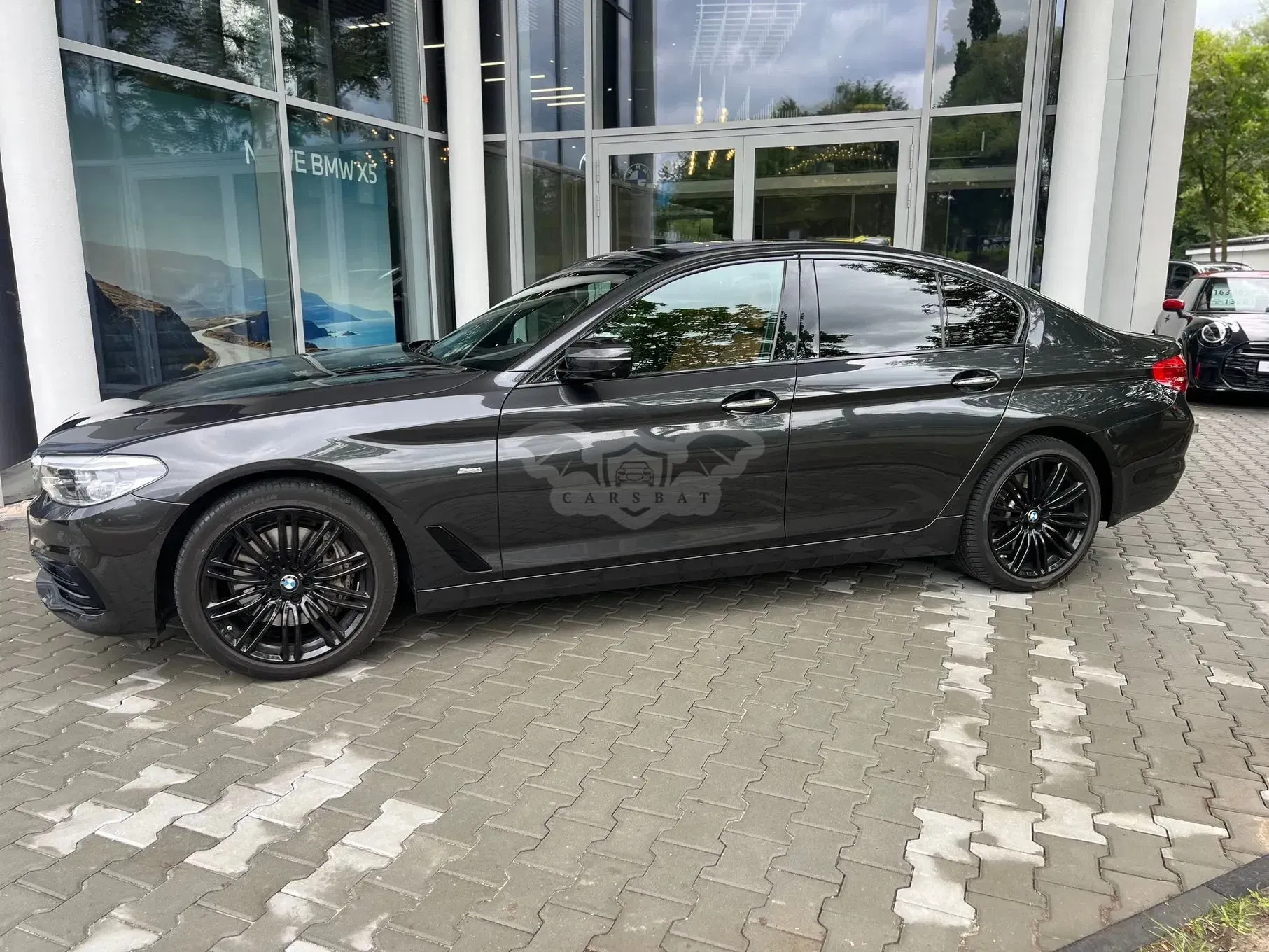 BMW 5 Series G30/G31 (2017-2023) 540i xDrive GPF Luxury Line sport 2018