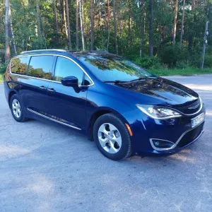 Chrysler Pacifica 2016
