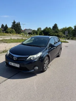 Toyota Avensis III (2009-) 1.8 Sol EU5 2013