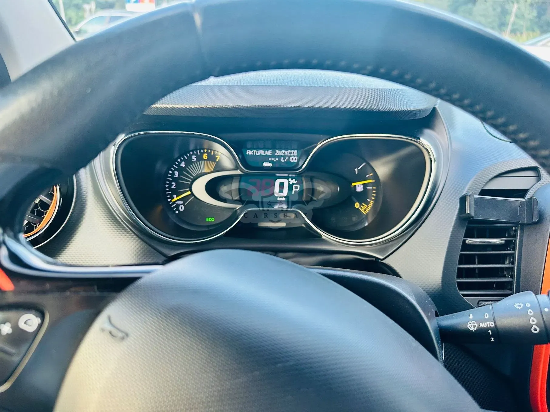Renault Captur / QM3 I (2013-2019) 1.2 TCe Helly Hansen EDC 2014