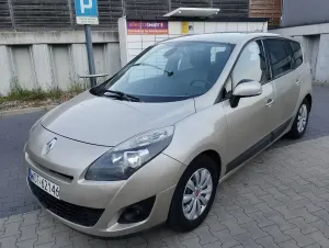 Renault Scenic III (2009-2016) 1.9 dCi Confort Expression 2009