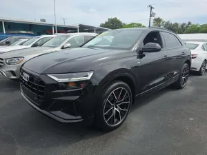 Audi Q8 55 TFSI quattro tiptronic 2020