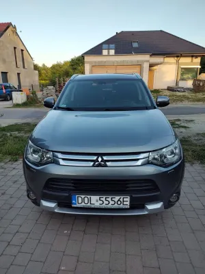 Mitsubishi Outlander III (2012-2022) 2.2 DID Intense + 4WD 2015