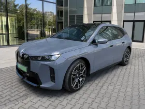 BMW iX 2025