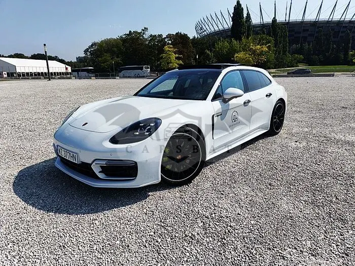Porsche Panamera 4 E-Hybrid 2023
