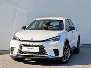 Lexus LBX 1.5 Hybrid Elegant 2025