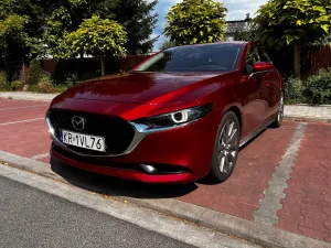 Mazda 3 IV (2019-) 2.0 mHEV Hikari 2021