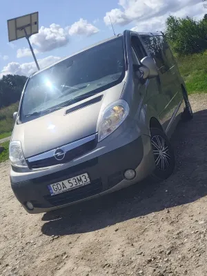 Opel Vivaro 2012