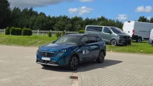 Peugeot 5008 II (2017-) 1.2 PureTech mHEV GT S&S e-DCS6 2025