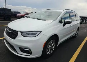 Chrysler Pacifica 2023