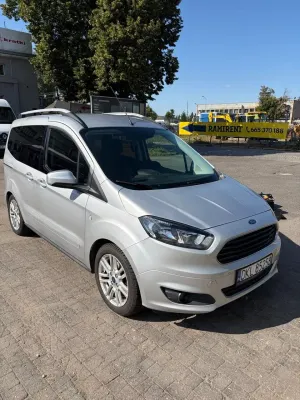 Ford Tourneo Courier 1.0 EcoBoost S&S Titanium 2018