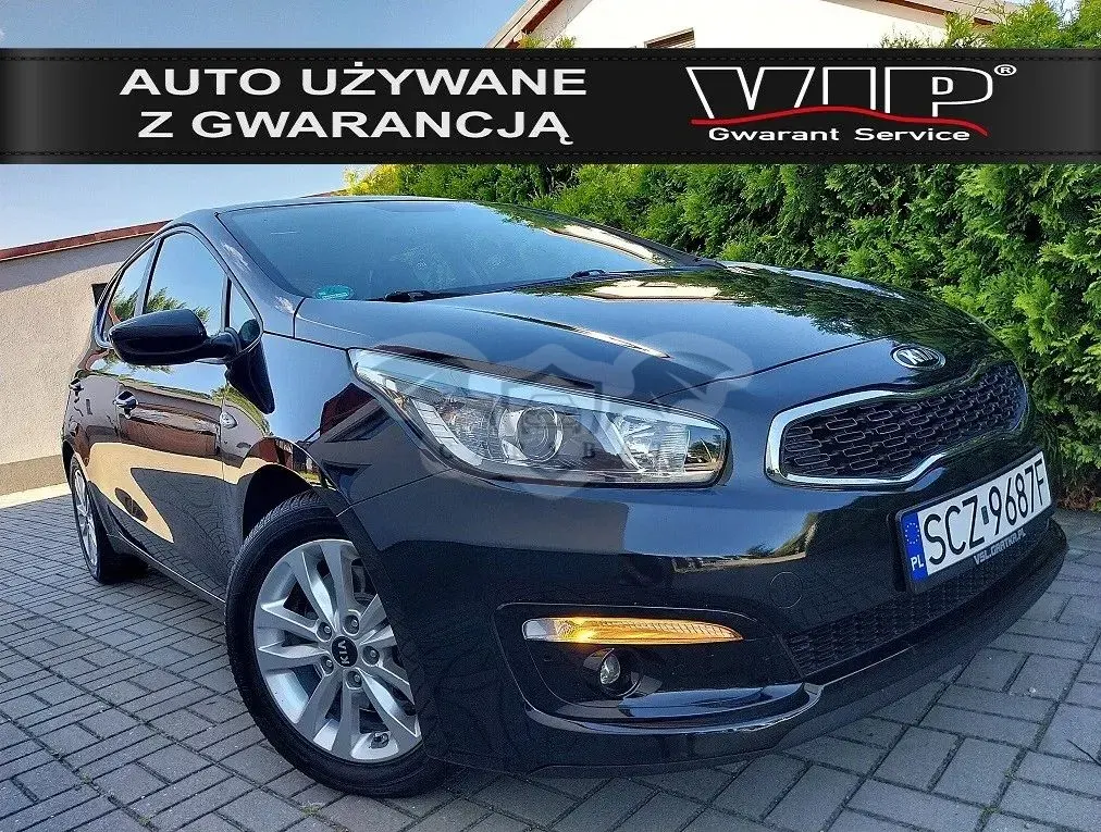 Kia Ceed II (2012-) 1.4 CVVT Dream Team Edition 2017