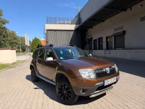 Dacia Duster I (2009-2017) 1.6 Euro5 2011
