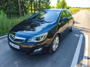 Opel Astra J (2009-2019) 1.4 T Sport 2011